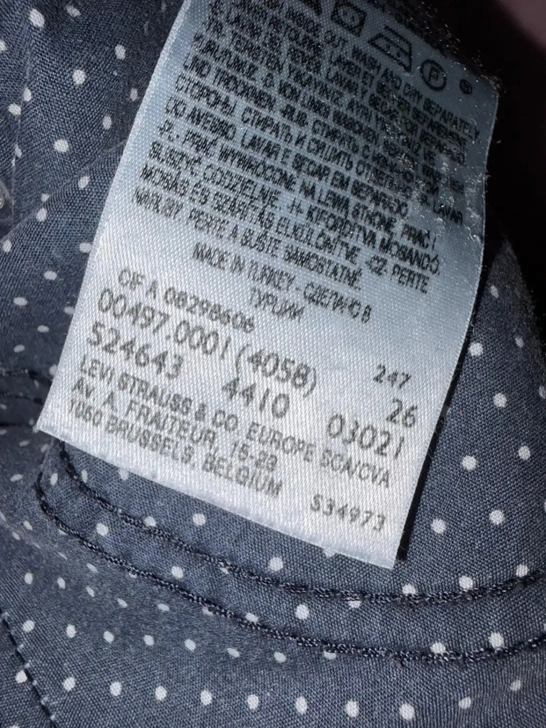 Short feminino Levi's tamanho 26 em muito bom estado – photo 7